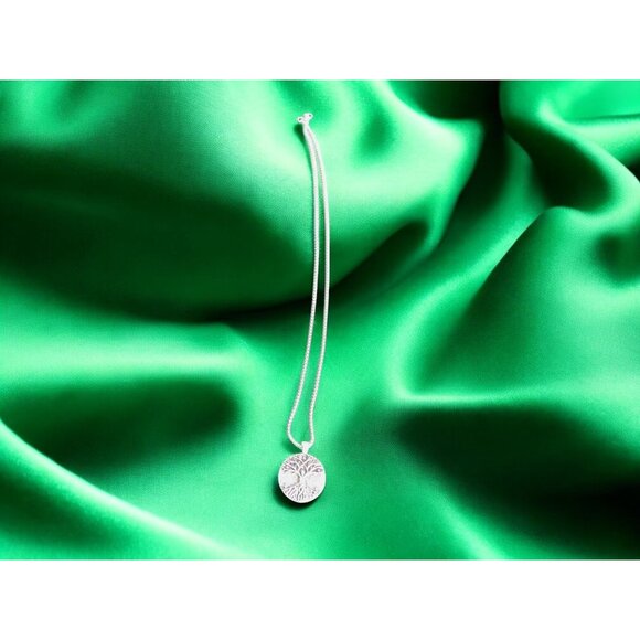 Celtic Tree of Life Pendant Necklace Sacred Symbol Spiritual Amulet - Picture 3 of 11